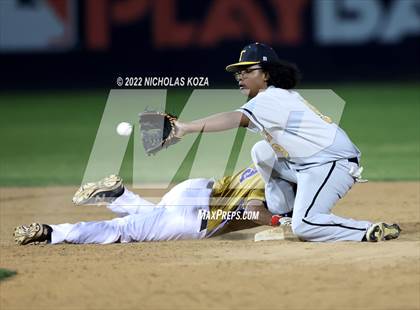 Thumbnail 1 in Bosco Tech vs. Verbum Dei photogallery.