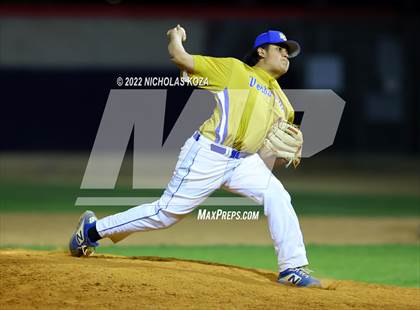Thumbnail 2 in Bosco Tech vs. Verbum Dei photogallery.