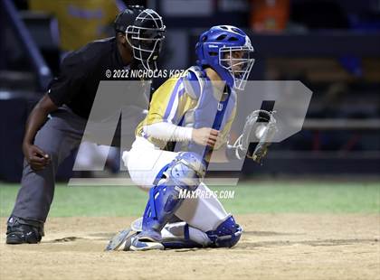 Thumbnail 3 in Bosco Tech vs. Verbum Dei photogallery.