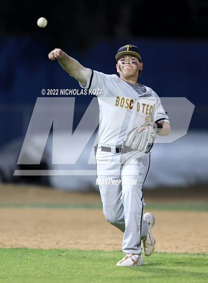 Thumbnail 1 in Bosco Tech vs. Verbum Dei photogallery.