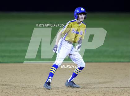 Thumbnail 2 in Bosco Tech vs. Verbum Dei photogallery.