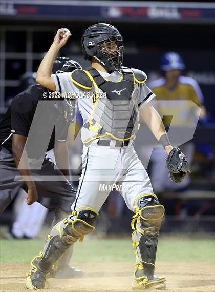 Thumbnail 1 in Bosco Tech vs. Verbum Dei photogallery.
