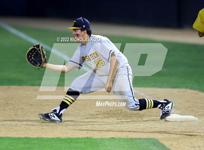 Thumbnail 2 in Bosco Tech vs. Verbum Dei photogallery.