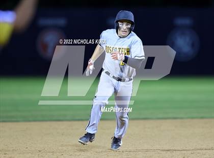 Thumbnail 2 in Bosco Tech vs. Verbum Dei photogallery.
