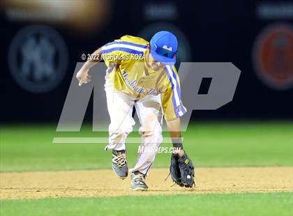 Thumbnail 2 in Bosco Tech vs. Verbum Dei photogallery.