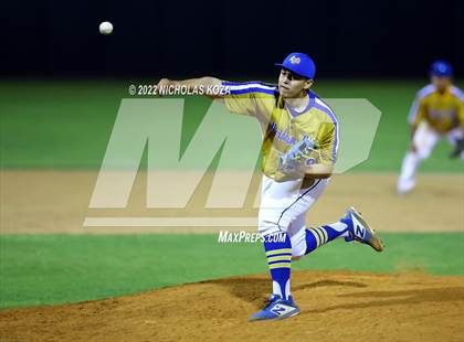 Thumbnail 2 in Bosco Tech vs. Verbum Dei photogallery.