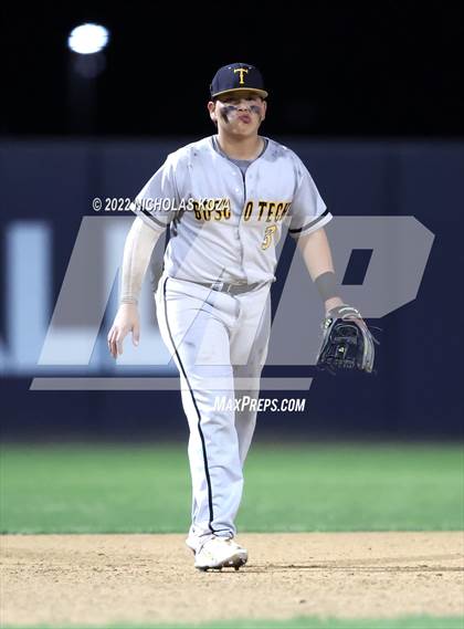 Thumbnail 3 in Bosco Tech vs. Verbum Dei photogallery.