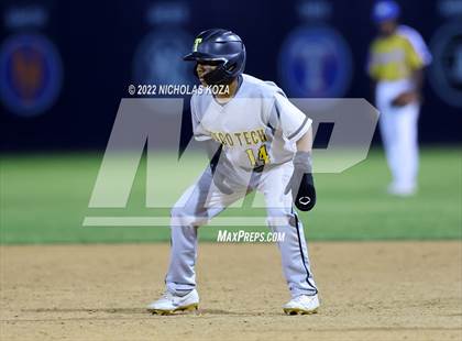 Thumbnail 1 in Bosco Tech vs. Verbum Dei photogallery.