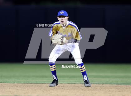 Thumbnail 3 in Bosco Tech vs. Verbum Dei photogallery.