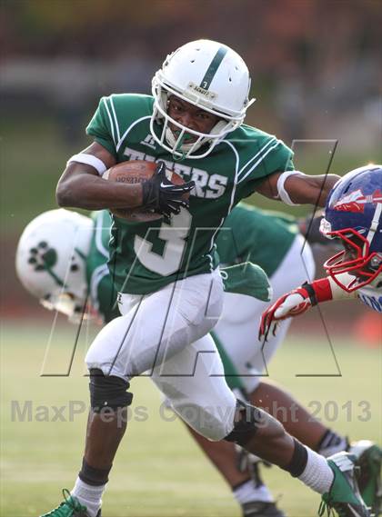 Thumbnail 2 in Anacostia @ Wilson photogallery.