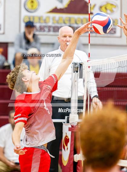 Thumbnail 2 in Oakton @ McLean photogallery.