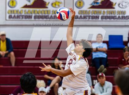 Thumbnail 3 in Oakton @ McLean photogallery.