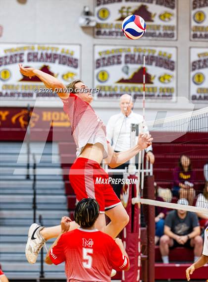 Thumbnail 3 in Oakton @ McLean photogallery.