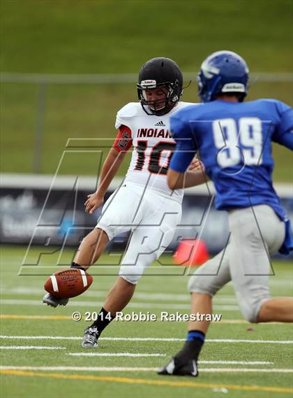 Thumbnail 2 in Grand Saline vs. Frankston photogallery.