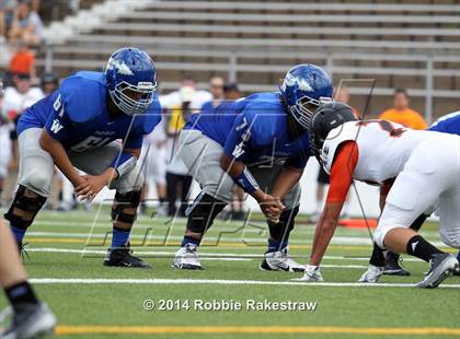 Thumbnail 3 in Grand Saline vs. Frankston photogallery.