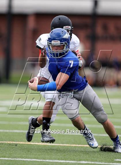 Thumbnail 1 in Grand Saline vs. Frankston photogallery.
