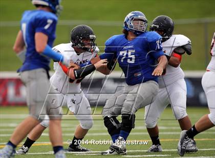 Thumbnail 3 in Grand Saline vs. Frankston photogallery.