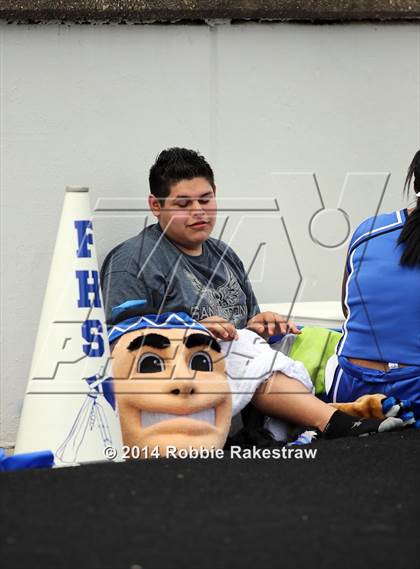 Thumbnail 3 in Grand Saline vs. Frankston photogallery.