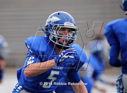 Thumbnail 3 in Grand Saline vs. Frankston photogallery.