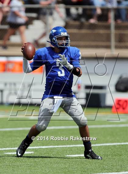 Thumbnail 2 in Grand Saline vs. Frankston photogallery.