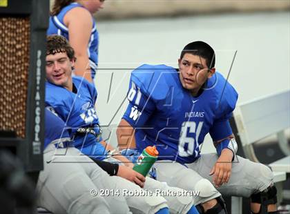 Thumbnail 3 in Grand Saline vs. Frankston photogallery.