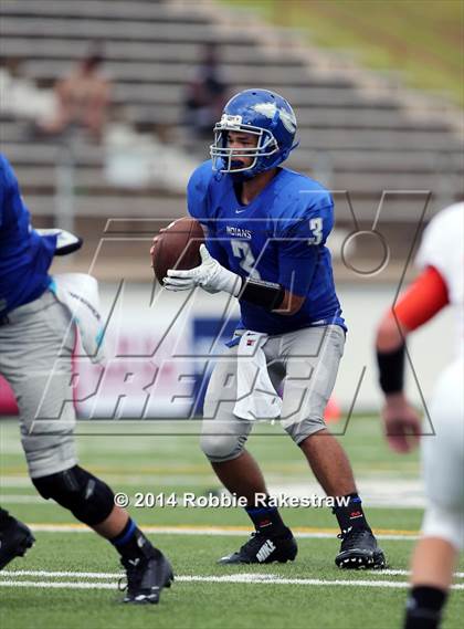Thumbnail 3 in Grand Saline vs. Frankston photogallery.