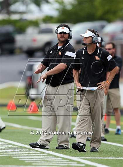 Thumbnail 2 in Grand Saline vs. Frankston photogallery.