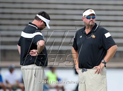 Thumbnail 2 in Grand Saline vs. Frankston photogallery.