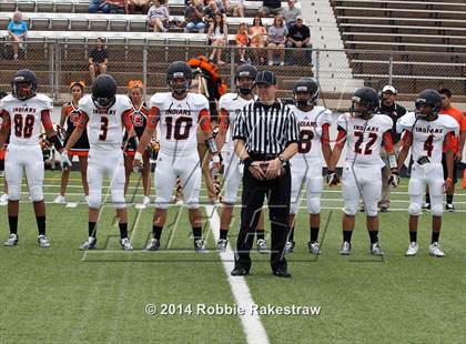 Thumbnail 2 in Grand Saline vs. Frankston photogallery.