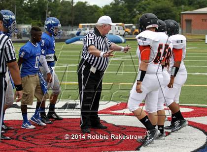 Thumbnail 3 in Grand Saline vs. Frankston photogallery.