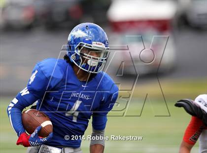 Thumbnail 2 in Grand Saline vs. Frankston photogallery.