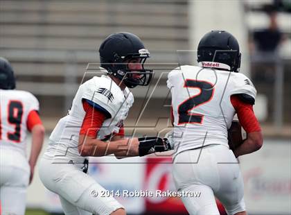Thumbnail 3 in Grand Saline vs. Frankston photogallery.