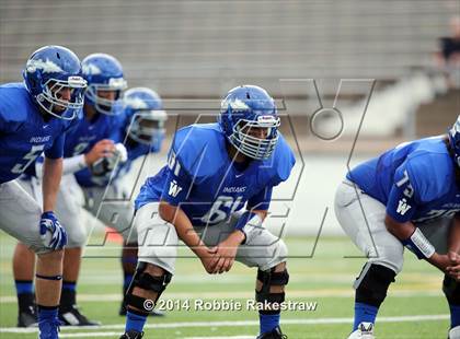 Thumbnail 2 in Grand Saline vs. Frankston photogallery.