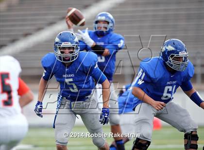 Thumbnail 3 in Grand Saline vs. Frankston photogallery.
