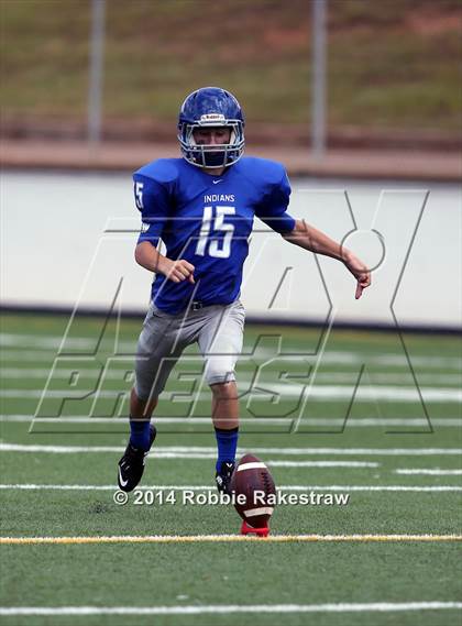 Thumbnail 2 in Grand Saline vs. Frankston photogallery.