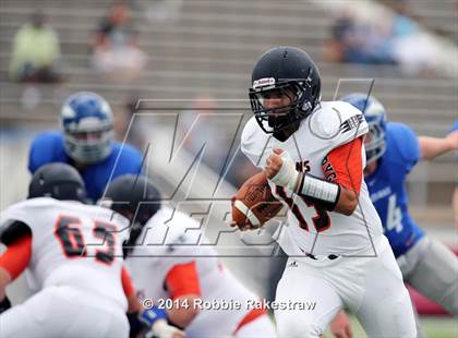 Thumbnail 3 in Grand Saline vs. Frankston photogallery.