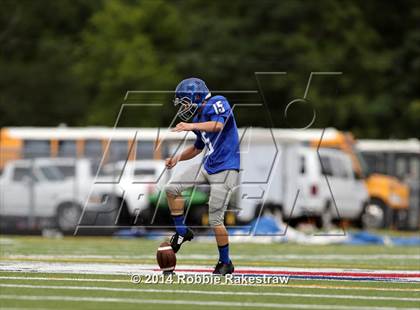 Thumbnail 2 in Grand Saline vs. Frankston photogallery.