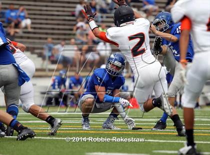 Thumbnail 3 in Grand Saline vs. Frankston photogallery.