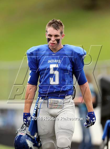 Thumbnail 3 in Grand Saline vs. Frankston photogallery.