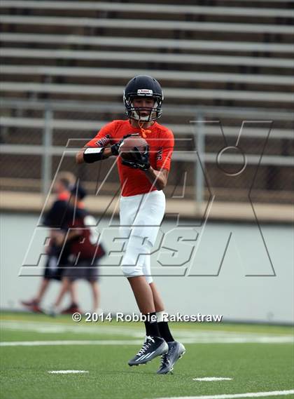 Thumbnail 3 in Grand Saline vs. Frankston photogallery.