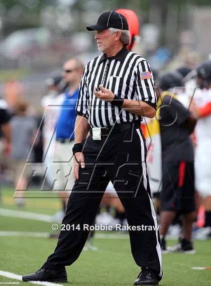 Thumbnail 1 in Grand Saline vs. Frankston photogallery.