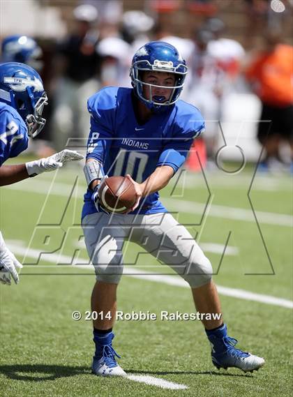 Thumbnail 1 in Grand Saline vs. Frankston photogallery.