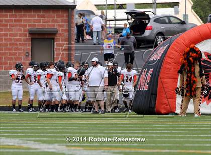 Thumbnail 2 in Grand Saline vs. Frankston photogallery.