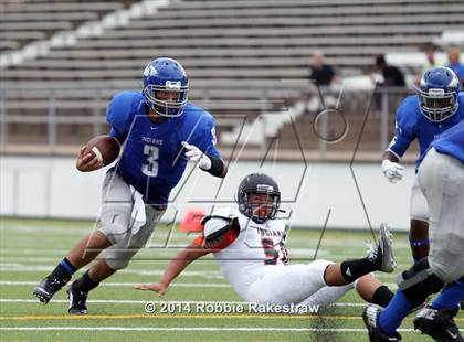 Thumbnail 1 in Grand Saline vs. Frankston photogallery.