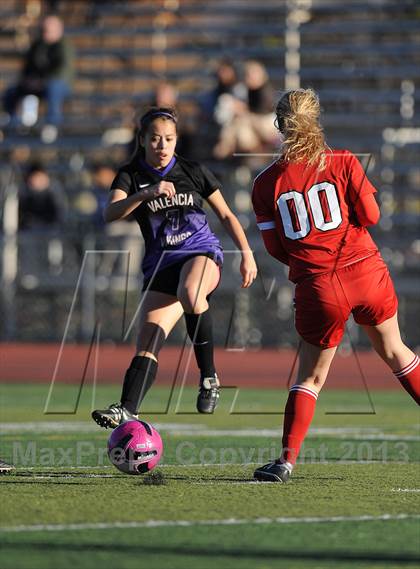 Thumbnail 1 in Valencia vs. Taft photogallery.