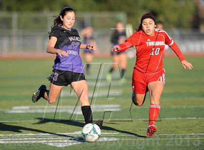 Thumbnail 2 in Valencia vs. Taft photogallery.