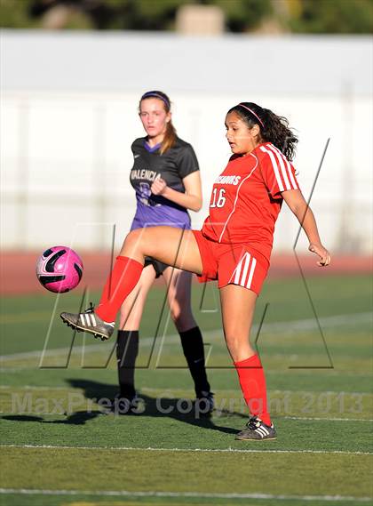 Thumbnail 2 in Valencia vs. Taft photogallery.