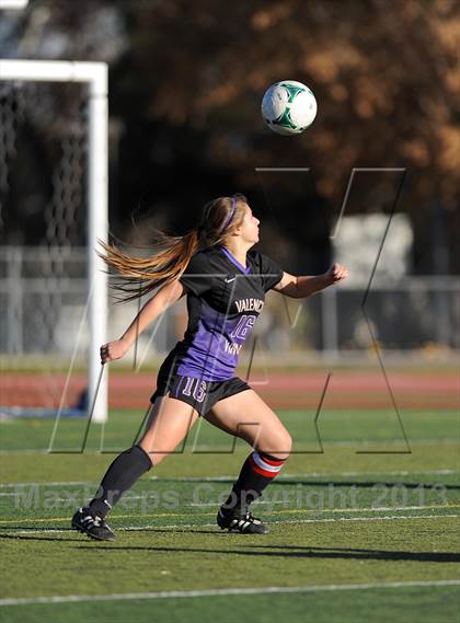 Thumbnail 2 in Valencia vs. Taft photogallery.