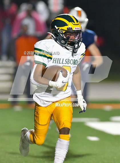 Thumbnail 2 in Hillsboro @ Beech (TSSAA 5A 2nd Round Playoff) photogallery.