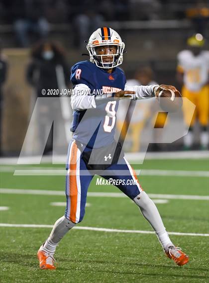 Thumbnail 3 in Hillsboro @ Beech (TSSAA 5A 2nd Round Playoff) photogallery.
